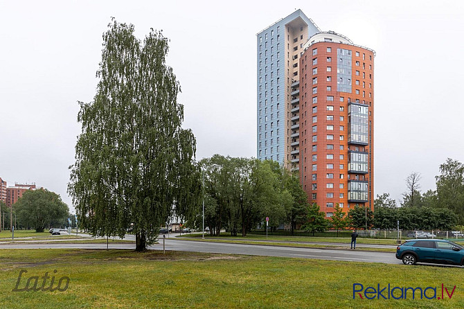 Tiek īzīrēts no 25.08.2024  plašs un skaists dzīvoklis vēstniecību rajonā klusajā Rīga - foto 1