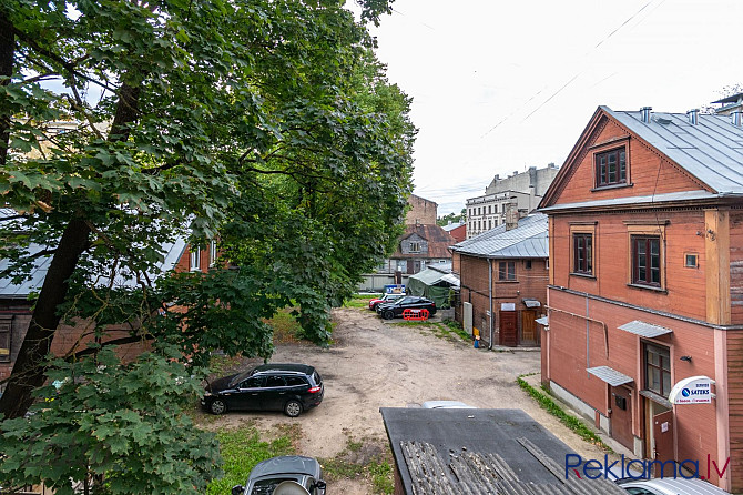 Pārdod trīsistabu dzīvokli 1977.gadā būvētā specprojekta 6.stāvā. Ir lodžija. Ir lifts. Atsevišķa vi Рига - изображение 3