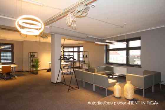Furnished office Class A.  Maintenance fee: 2.5 EUR/m2 (RE tax and insurance included); Utilities: a Rīga