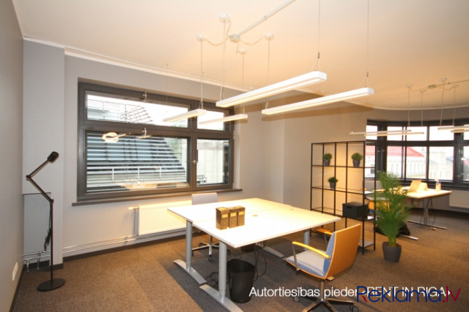 Furnished office Class A.  Maintenance fee: 2.5 EUR/m2 (RE tax and insurance included); Utilities: a Рига - изображение 7