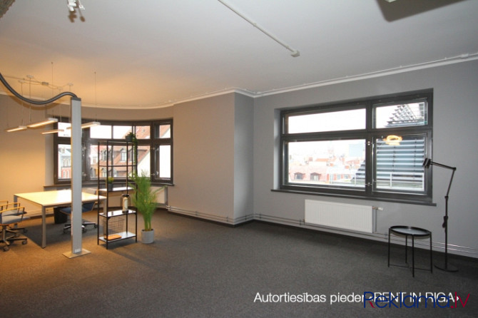 Furnished office Class A.  Maintenance fee: 2.5 EUR/m2 (RE tax and insurance included); Utilities: a Рига - изображение 5
