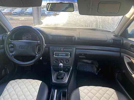 Audi A4 Comfortline 1.6 74kW Tallina