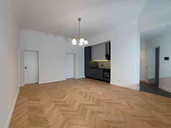 Новая 4-комнатная квартира в тихом центре.  Вы ищете отличную квартиру с удобным Rīga