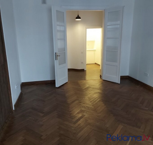 Mājīgs 3 istabu dzīvoklis Rīgas centrā!   Dzīvoklī veikts kvalitatīvs remonts.  Pagalmā Rīga - foto 2