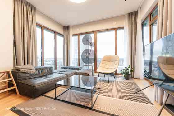 Продается квартира на 19-м этаже с фантастическим видом на Старый город, Даугаву и Rīga