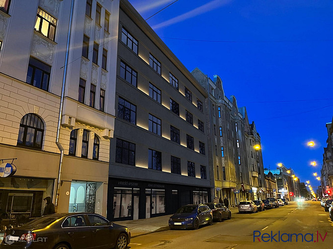 Tiek piedāvāts jauns 3-istabu penthouse dzīvoklis ar terasi projektā Hoffmann Rezidence. Ēka atrodas Рига - изображение 2