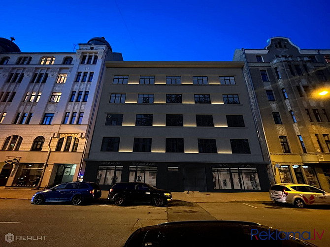 Tiek piedāvāts jauns 3-istabu penthouse dzīvoklis ar terasi projektā Hoffmann Rezidence. Ēka Rīga - foto 19