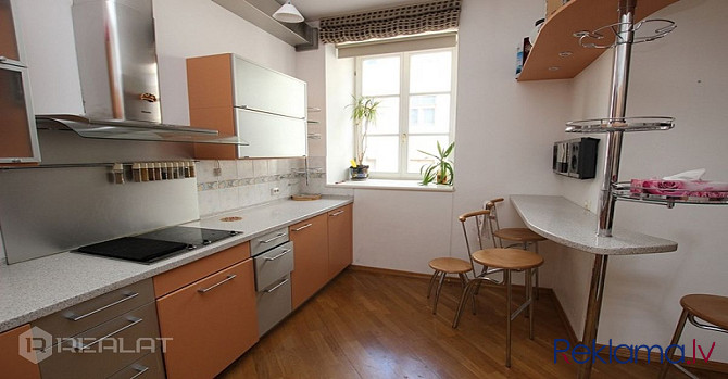 Piedāvājam unikālu dzīvokli Rīgas centrā, kas ir gatavs ērtai dzīvošanai. Šis Rīga - foto 3