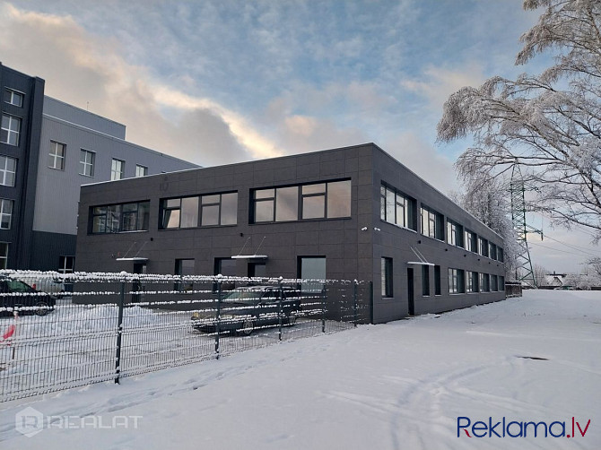 Iznomā biroja telpas 143 m2. platībā +  Renovēta ēka  + Telpu plānojums un remonts tiks Rīga - foto 3