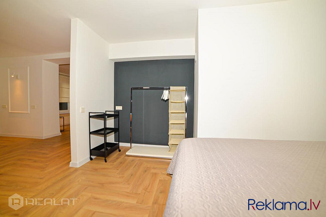 Pārdošanā tiek piedāvāts kapitāli izremontēts dzīvoklis, kurā var ienākt un dzīvot Rīga - foto 7