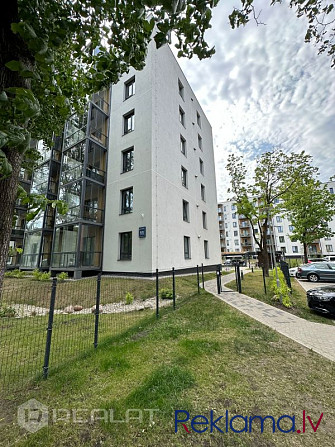 Ilgtermiņā tiek izīrēts gaišs trīs istabu dzīvoklis ar kopējo platību 68,9 m2 Ganību Rīga - foto 10