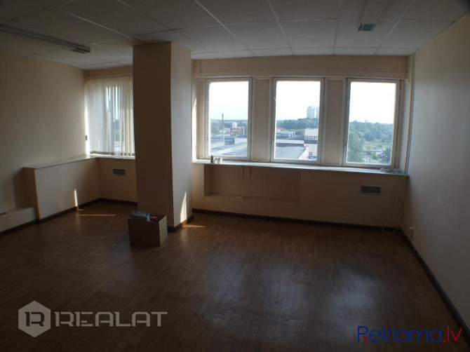 Nomai tiek piedāvātas apkurināmas noliktavas / ražošanas telpas 400 m2 platībā , tai skaitā Rīga - foto 2