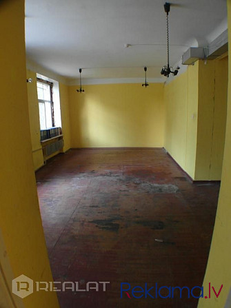 Izīrē pa dienām pilnībā aprīkotu dzīvokli renovētā namā, blakus centram, vien 1.5km Rīga - foto 14