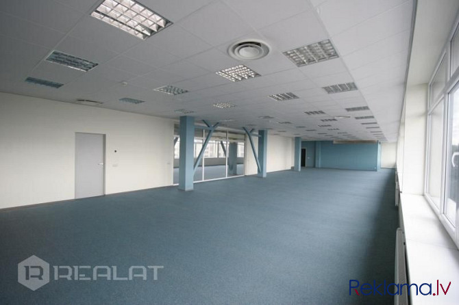 559.1 m2 atvērtā plānojuma biroja ar 8 atsevišķām telpām, pārrunu telpu, servera telpu, Rīga - foto 15