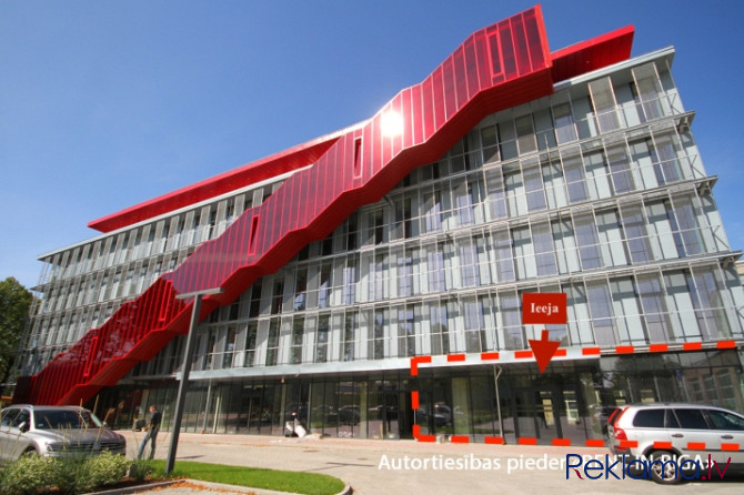 Iznomā telpas Red Line ēkas 1.stāvā, Bukultu ielā 11  + Telpas atrodas 1. stāvā ar savu Rīga - foto 8