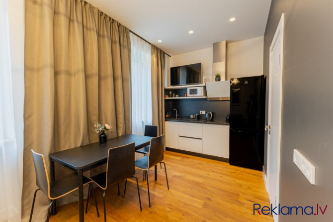 Предлагаем новую, уютную 2-х комнатную квартиру в полностью реновированном доме в Юрмала - изображение 9