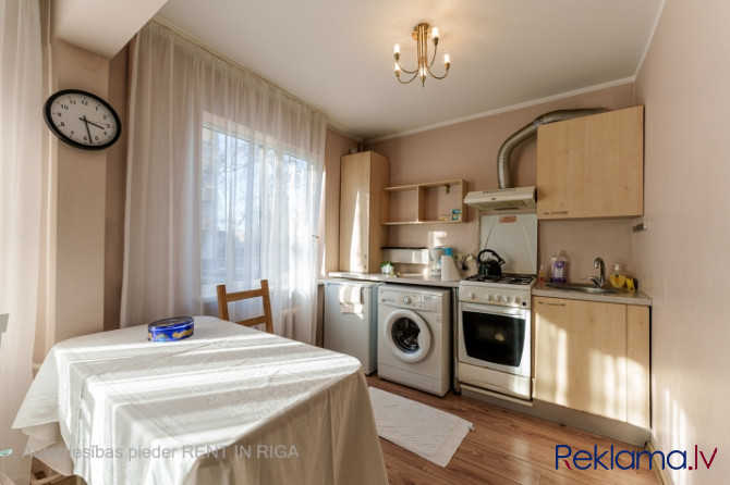 Piedāvājam īrēt mājīgu un gaišu 2 istabu dzīvokli Sarkandaugavā. + Dzīvoklis ir pilnībā Rīga - foto 9