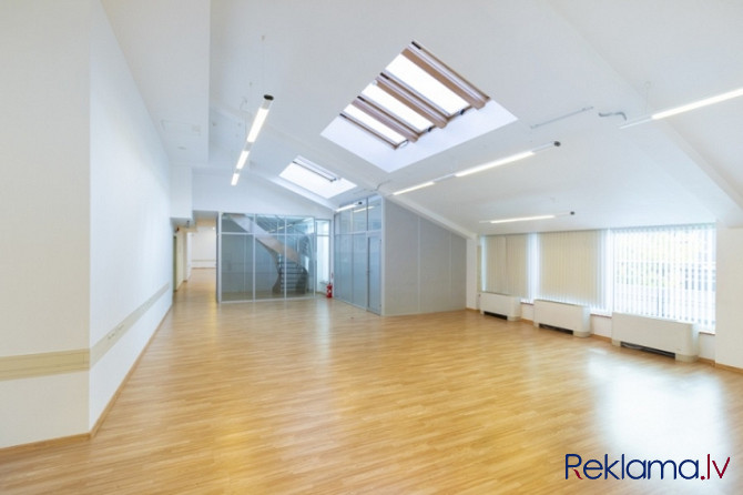 An open-space office with one separate meeting room located on the 6th floor of the building, a serv Рига - изображение 8