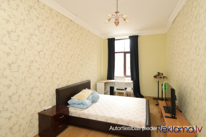 Предлагаем просторную 4-х комнатную квартиру в отреставрированном доме в самом Рига - изображение 4