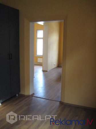 Inzoma divu līmeņu biroja telpas Brīvības ielā. Nomas maksa ar iekļautiem komunālajiem maksājumiem i Рига - изображение 9