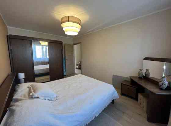 Предлагается уютная и тёплая 3-x комнатная квартира в Ильгуциемсе. Квартира Rīga
