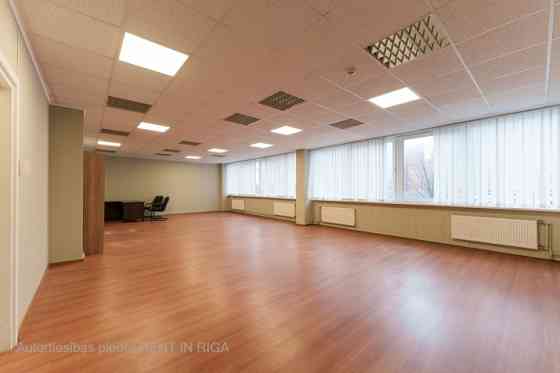 Предлагаются офисные помещения в Кенгараге.  + 2 этаж; + Площадь состоит из Rīga