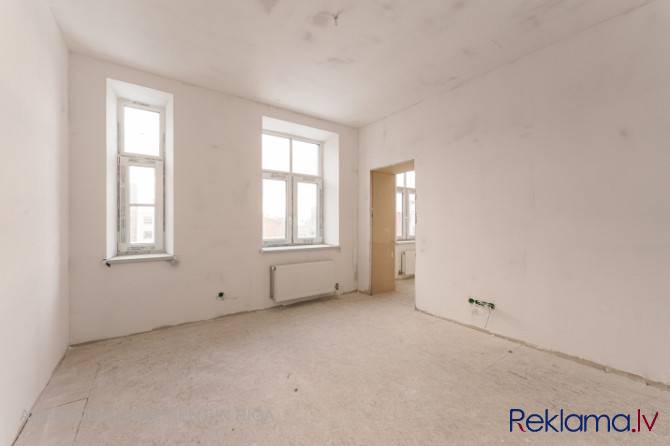 Предлагается к покупке 2-комнатная квартира в реновированном доме в самом центре Рига - изображение 4