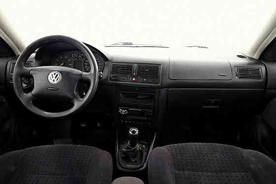 Volkswagen Golf Comfortline 1.4 55kW Tallina
