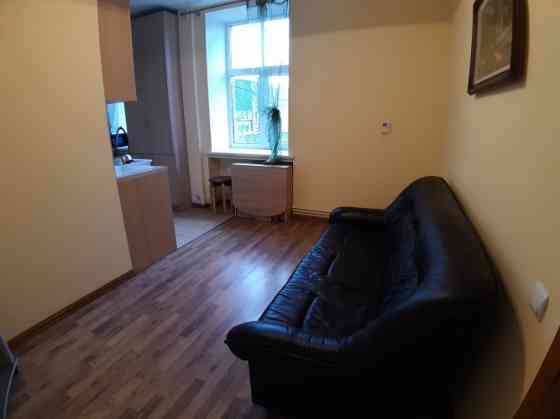 For long term rent a fully furnished 2 bedroom apartment for rent in the city center in a quiet cour Рига