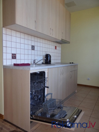For long term rent fully furnished and equipped 2-bedroom apartment in the city center in a quiet co Рига - изображение 20