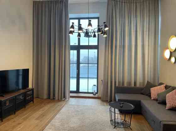 Сдается квартира типа лофт в новом проекте "Promenade" с видом на Даугаву. Квартира Рига