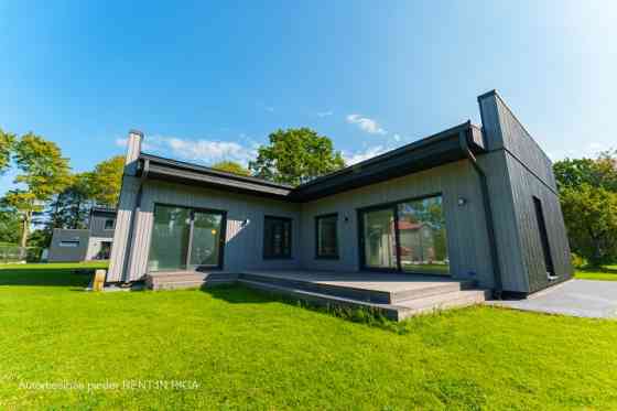 Новый, стильный и энергоэффективный дом в Юрмале. Сдается только на длительный Jūrmala