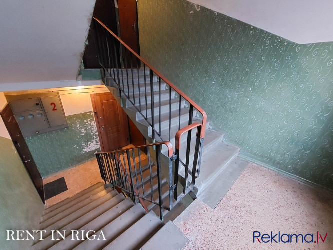 Tiek pārdots neremontēts dzīvoklis ar lodžiju Jelgavas centrā.   Dzīvoklis sastāv no divām Jelgava un Jelgavas novads - foto 2