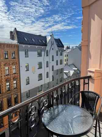 Качественная студия с балконом в центре Риги.  Низкие коммунальные платежи - 60 Рига
