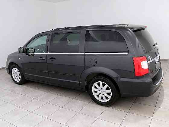 Lancia Voyager Stow N Go Luxury 2.8 CRD 120kW Таллин