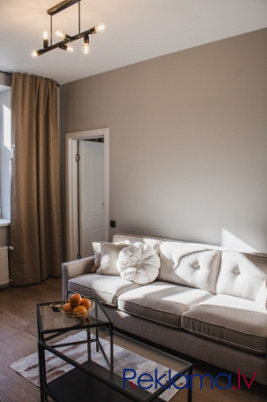 Pilnīgi jauns 3-istabu dzīvoklis Klusajā Centrā.  Ilgtermiņa īrei tiek piedāvāts jauns Rīga - foto 2