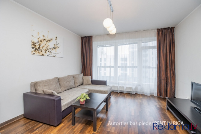 Tiek pārdots  2 istabu dzīvoklis projektā Skanstes virsotnēs ar pazemes autostāvvietu (par Rīga - foto 3