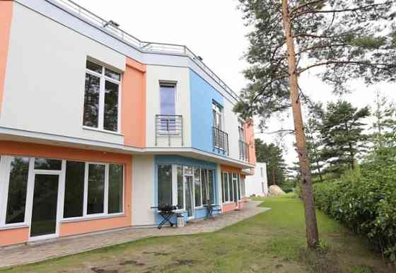 Предлагается прекрасная квартира в новом проекте клубного типа с видом на море. Jūrmala