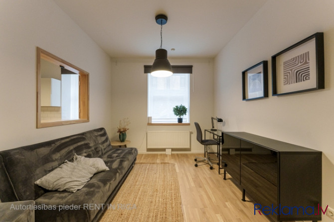 Pārdodam mājīgu 2 istabu dzīvokli, ar kopējo platību 40 kvm. Rīgas tālā centra stūrītī - Dagdas ielā Рига - изображение 2