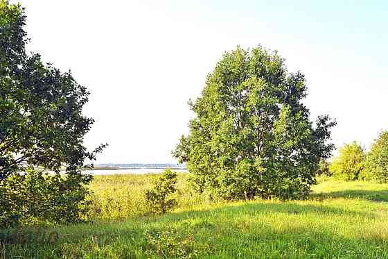 Pārdod unikālu zemesgabalu Ķīšezera krastā, Natura 2000 teritorija, skaista, dabiska zemsedze, pīlād Rīga