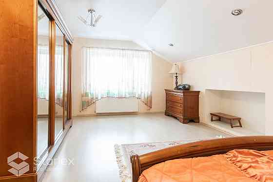 В Сауриеши предлагается на продажу отличная, просторная и солнечная 3-комнатная Рижский район