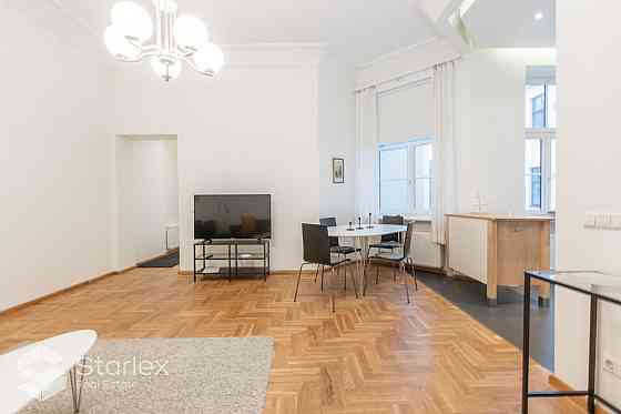 Продается 6-комнатная квартира в центре Риги, улица Элизабетес.Выгодное Рига