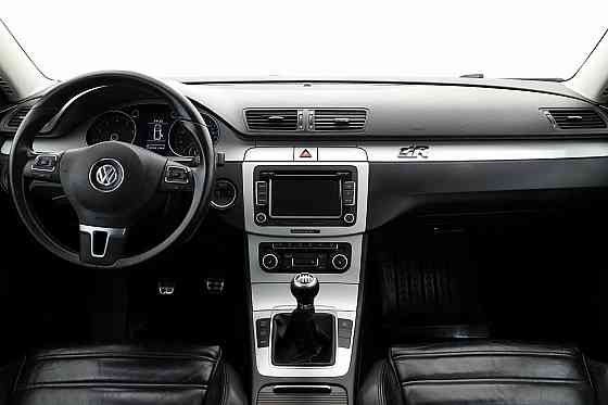 Volkswagen Passat R-line Facelift 1.4 110kW Tallina
