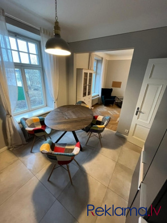 Izīrē mājīgu 3 istabu dzīvokli Ķīpsalā ar skatu uz Daugavu!  Piedāvājam mājīgu un Rīga - foto 10