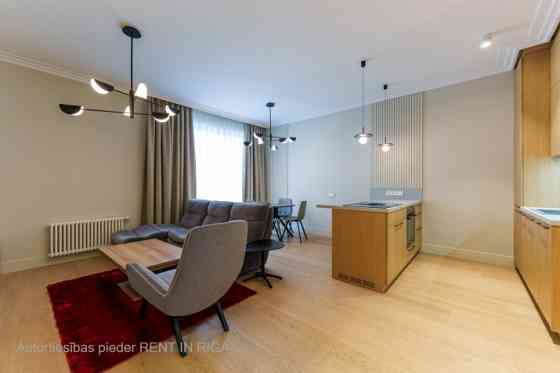 Сдается в аренду 2-комнатная квартира с изысканным дизайном интерьера в тихом Rīga