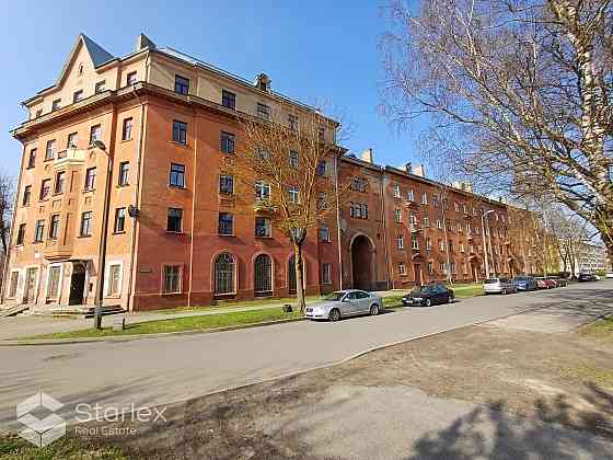 Продаю уютную, просторную, солнечную двухкомнатную квартиру площадью 60,10м2 в Rīga