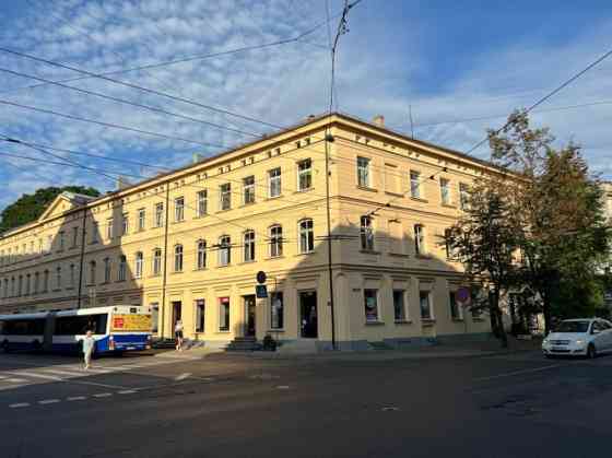Продается помещение на улице Бривибас 117, на углу улиц Цесу и Таллинас. Можно Rīga