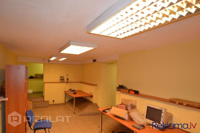 Iznomā biroja telpas , sadalītas divos stāvos   +  1. stāvs 110 m2. gaišas , plašas telpas Rīga - foto 16
