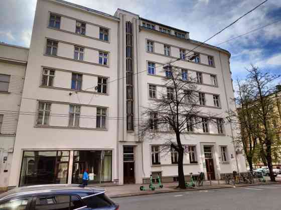 Светлая квартира в Тихом Центре.  Сдаётся 4-комнатная квартира в посольском Rīga