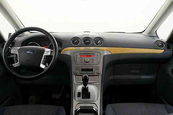 Ford Galaxy Ghia ATM 2.0 TDCi 103kW Tallina